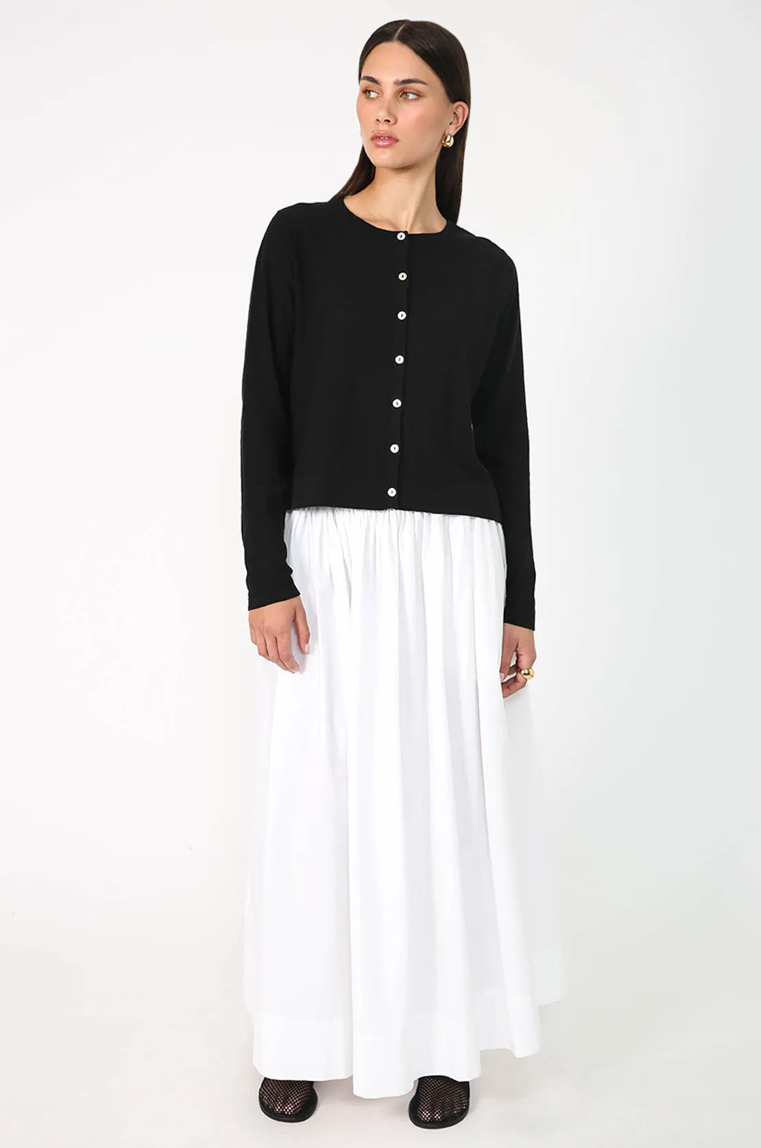 crisp cardi / black