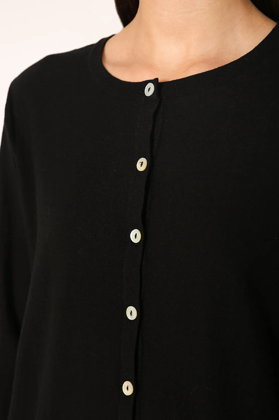 crisp cardi / black