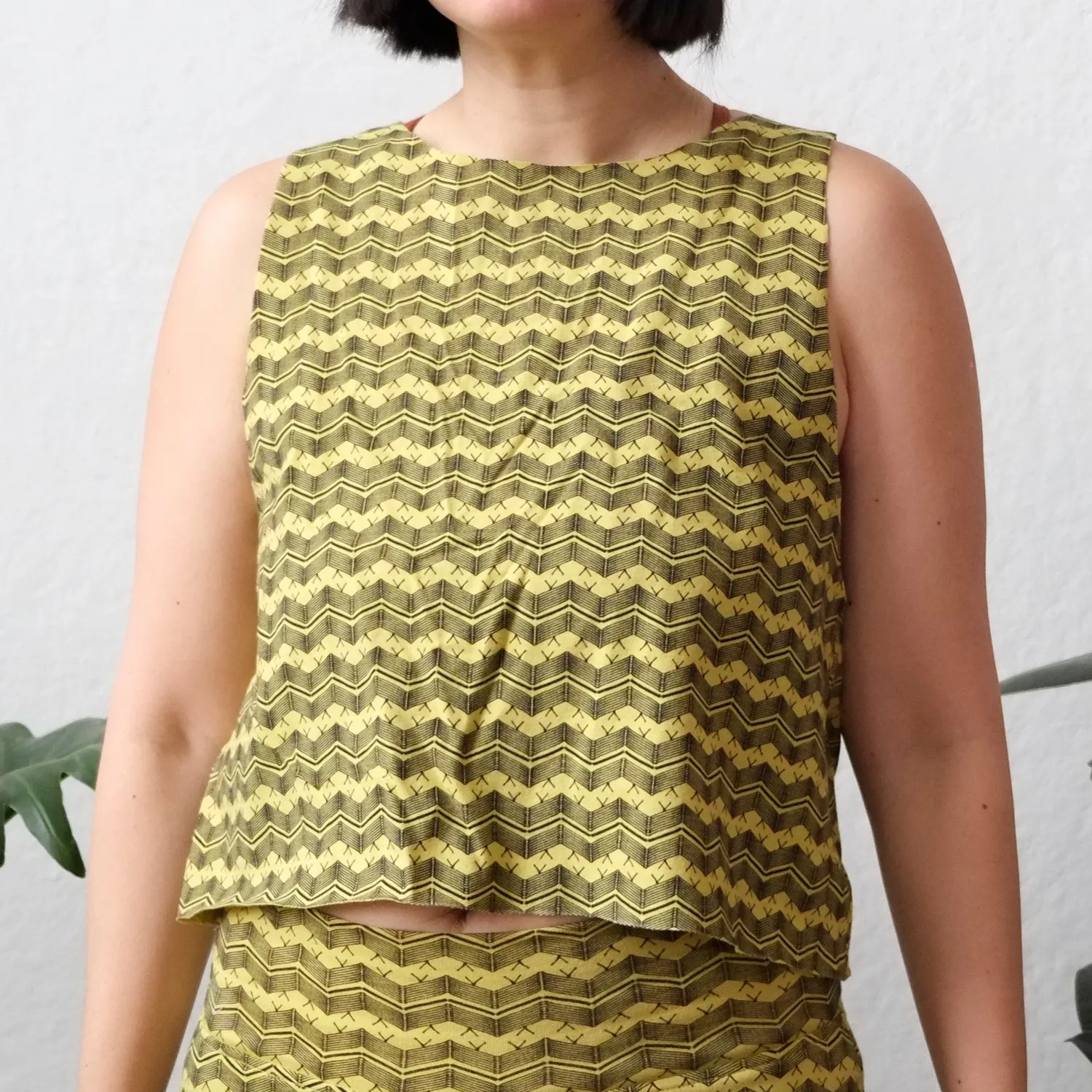 Cropped Summer Tank in Neon Yellow