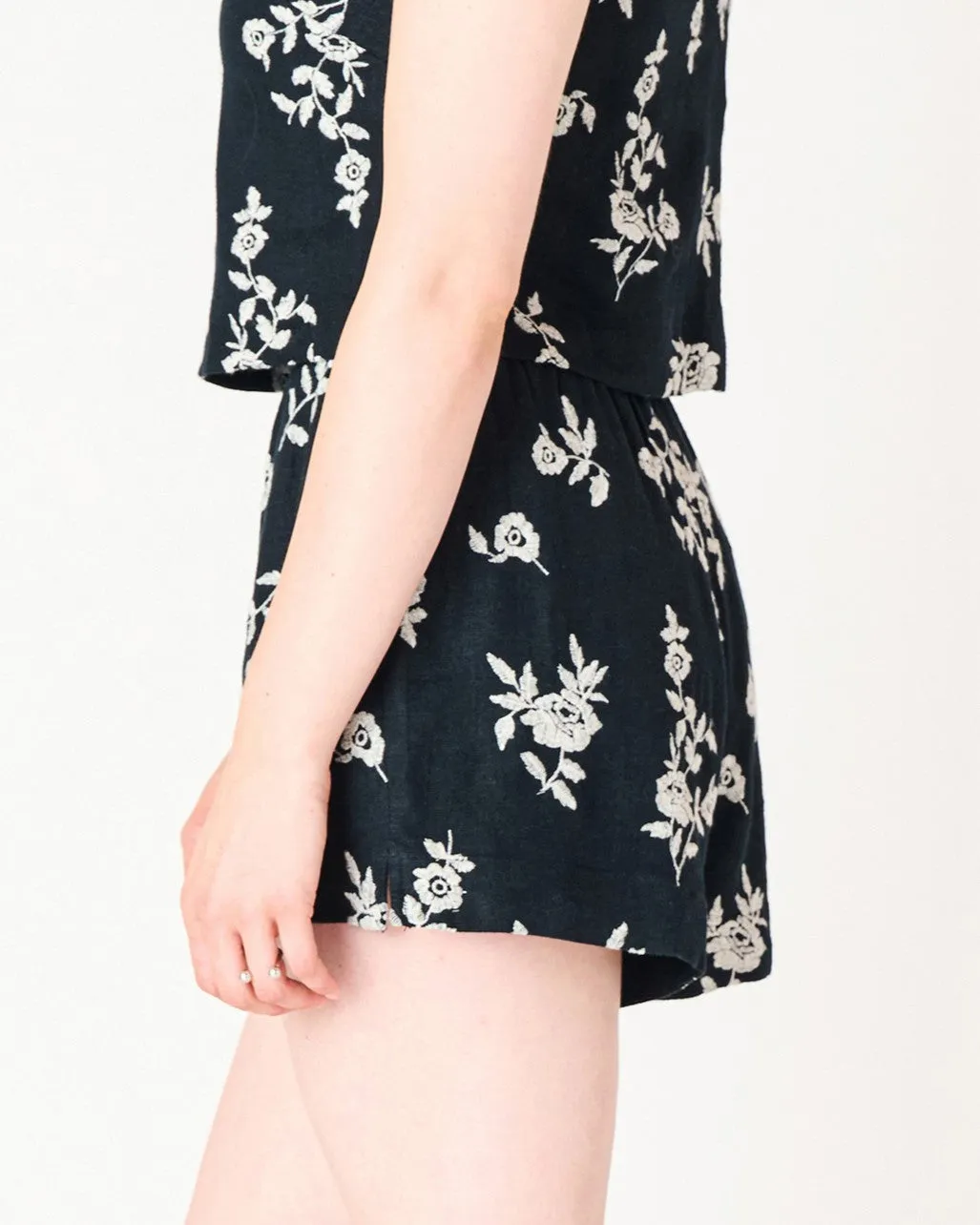 Embroidered Pull On Shorts - Black/Ivory Floral