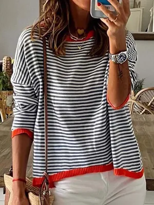 Long-Sleeved Knitted Sweater with Striped Contrast