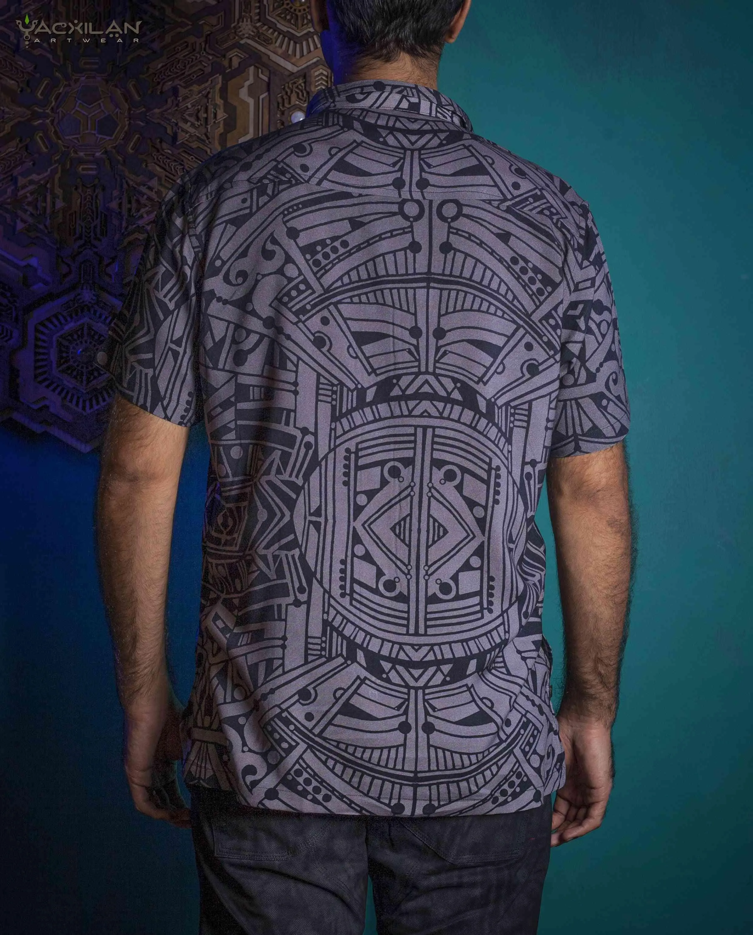 Shirt Men Half Sleeves / Viscose - RETRO FUTURE