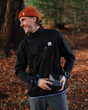Solitude Recycled Polartec Fleece Pullover - Black