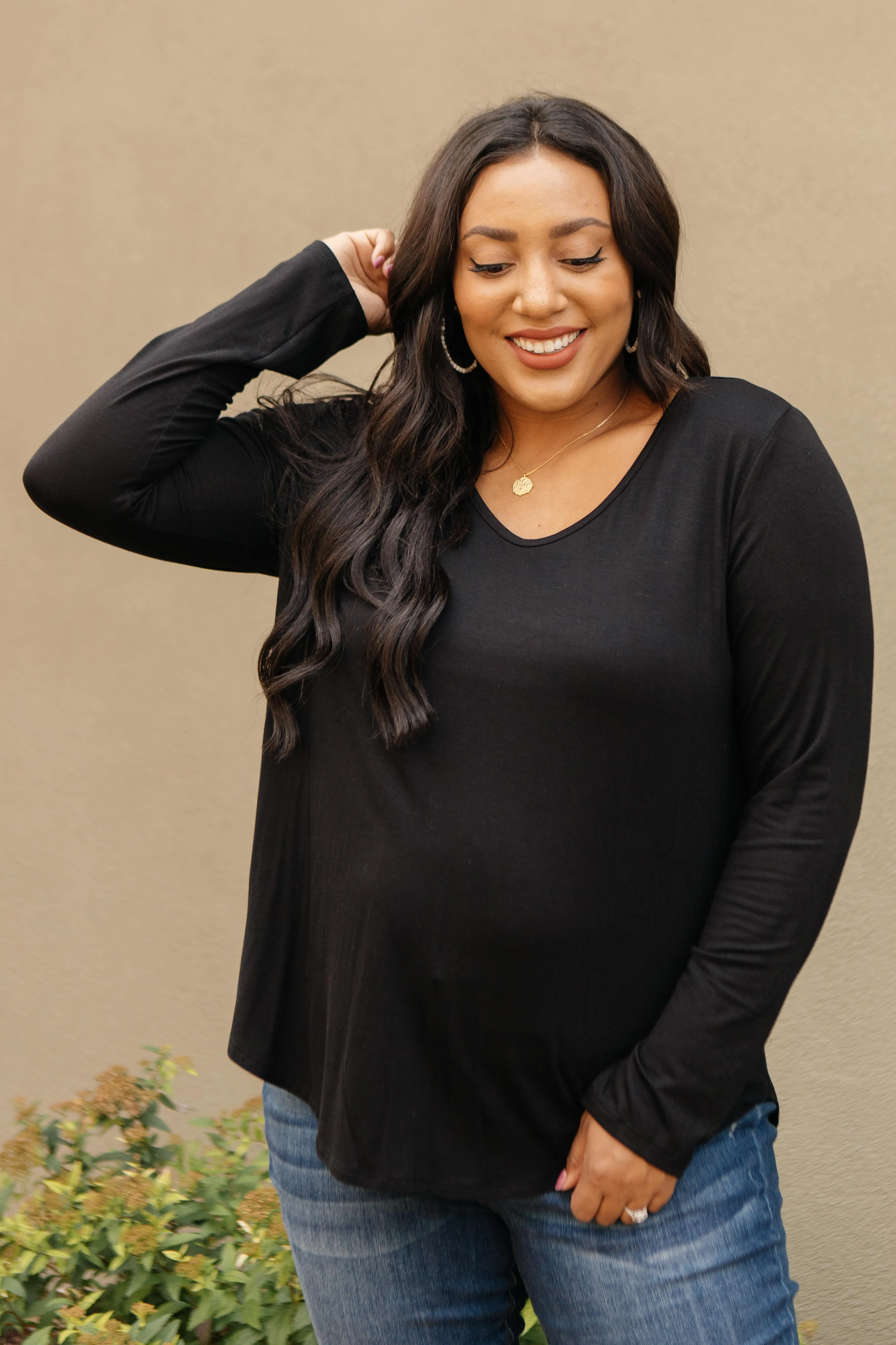 The Wendi Top in Ebony - On Hand
